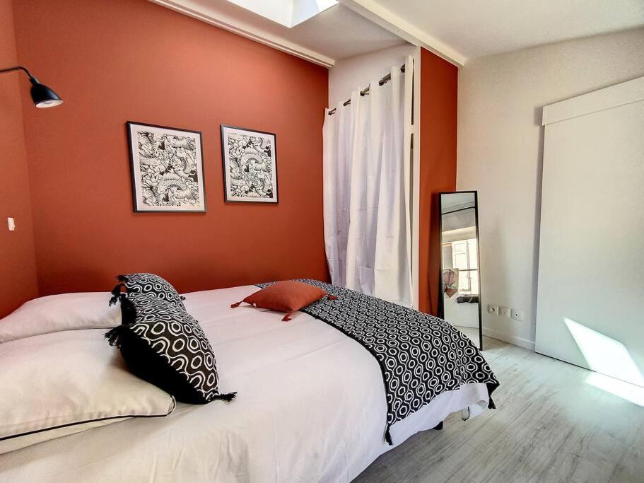 Bienvenue A La Tatoo Room Bourgoin-Jallieu Exterior foto
